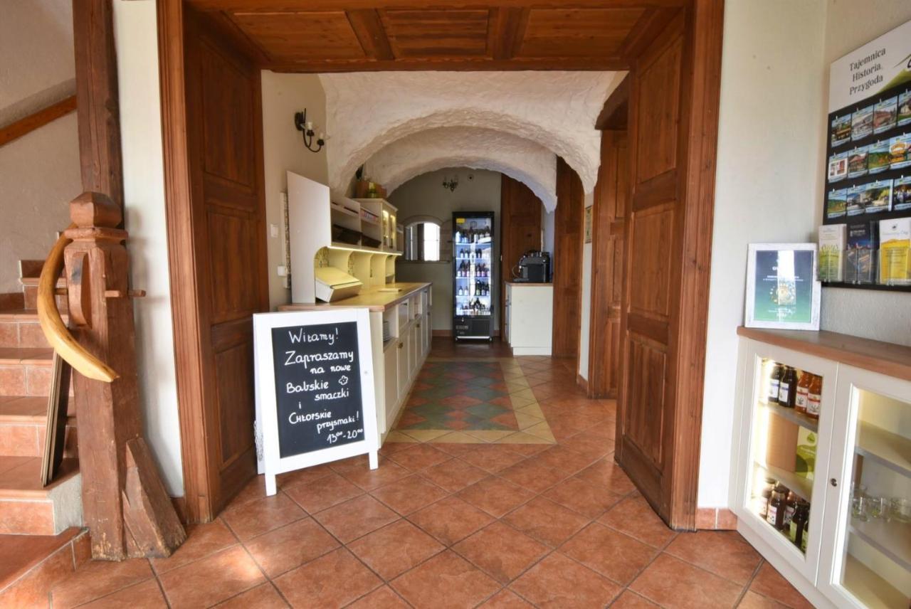 Gosciniec Nowa Wioska Acomodação com café da manhã Wałbrzych Exterior foto